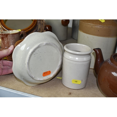 600 - A SMALL SELECTION OF SALT GLAZED EARTHENWARES ETC, to include an unbranded spirit barrel lacking a l... 