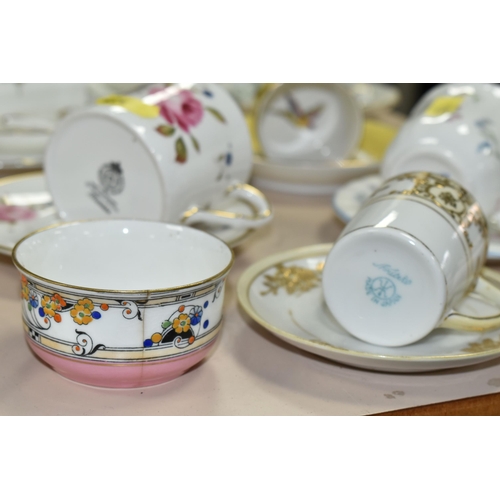 535 - A COLLECTION OF NAMED TEA AND COFFEE WARE, comprising a Royal Doulton 'Brambly Hedge' Summer cup and... 