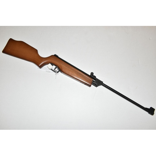 158 - AN EL GAMO CADET MODEL. 177 CAL BREAK BARREL AIR RIFLE, serial no.143953, overall length 93.5cm, in ... 