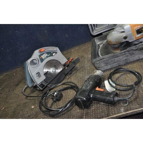 1082 - A JCB LTD 2001 9in ANGLE GRINDER IN CASE, Black and Decker KS846N circular saw, a BD538SE jigsaw and... 