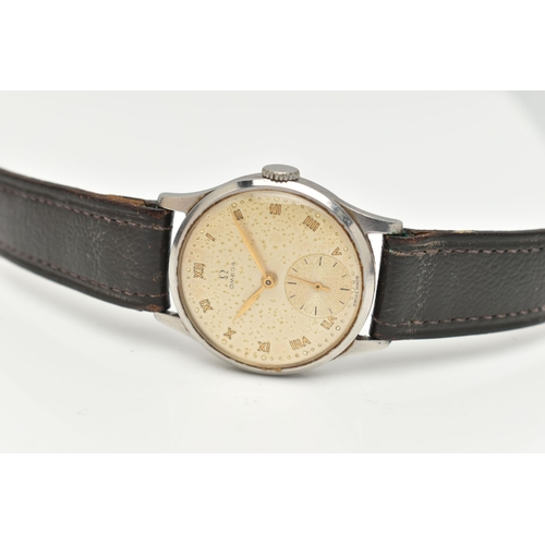 69 - AN 'OMEGA' WRISTWATCH, hand wound movement, round dial signed 'Omega', Roman numerals, subsidiary se... 