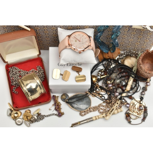 106 - ASSORTED JEWELLERY AND A BOX, to include a silver curb link bracelet, each link stamped with a sterl... 