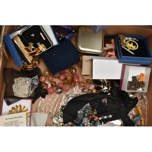 114 - A LARGE QUANTITY OF COSTUME JEWELLERY AND ITEMS, to include a black jewellery box with contents, var... 