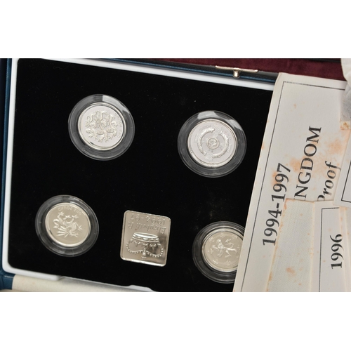 124 - A QUANTITY OF ROYAL MINT SILVER PROOF BOXED COINS, to include a 1996 UK Silver Anniversary Collectio... 