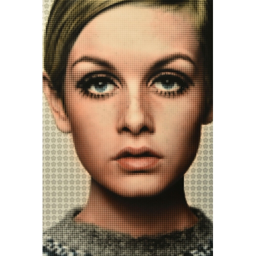 317 - NICK HOLDSWORTH (BRITISH CONTEMPORARY) 'TWIGGY', a contemporary portrait of the model and actress, s... 