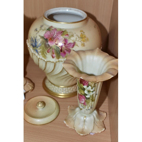 325 - A SMALL GROUP OF ROYAL WORCESTER BLUSH IVORY PORCELAIN, comprising a small posy vase, green backstam... 