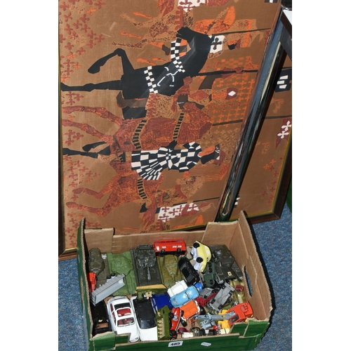 485 - A QUANTITY OF BOXED AND UNBOXED DIECAST VEHICLES, boxed items are mostly modern items by Burago, Sol... 