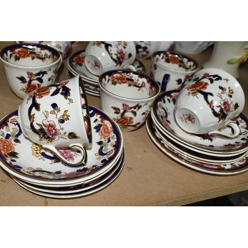 505 - A THIRTY EIGHT PIECE MASON'S MANDALAY DINNER SERVICE, to include a teapot (spout chipped), a cream j... 