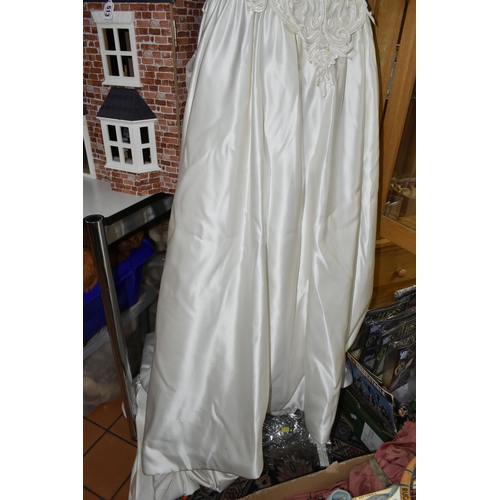 516 - A MON CHERIE BRIDALS INC POLYESTER WEDDING DRESS WITH SEQUIN AND PEARL DETAILS, SIZE 14, together wi... 