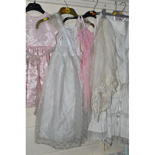 548 - A GROUP OF CHILDREN'S VINTAGE CLOTHING AND LEATHER SHOES, comprising two Victorian cotton and lace u... 