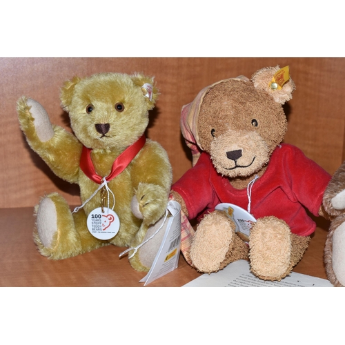 643 - A LIMITED EDITION STEIFF CLUB BEAR 1950, dark brown, height 35cm, No.00294- white ear tag 420245 and... 