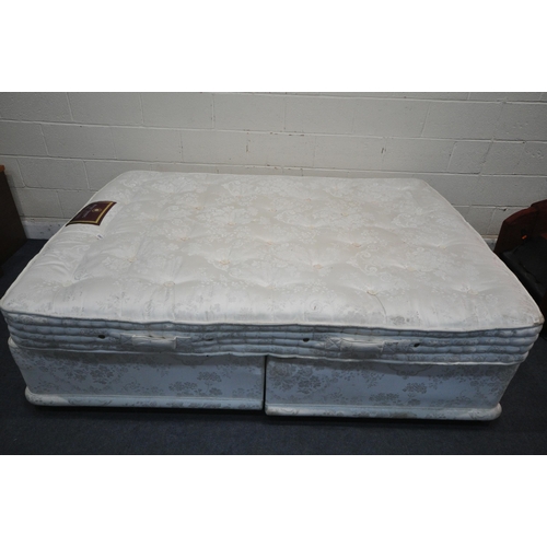 1247 - A SILENT NIGHT MASTER BEDMAKER 5FT DIVAN BED, 1400 POCKET SPRUNG MATTRESS, and a pine headboard (con... 