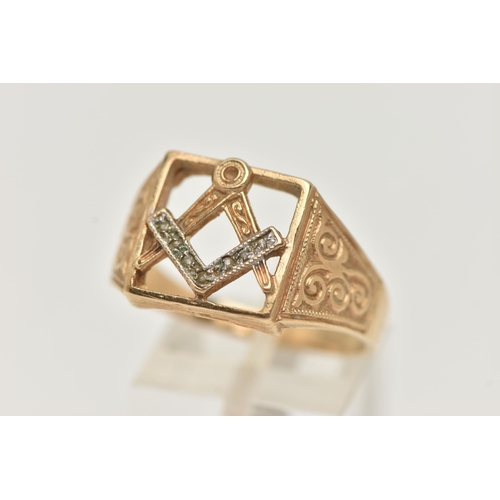 4 - A GENTS 9CT GOLD MASONIC SIGNET RING, open work square signet detailing the Masonic square and compa... 