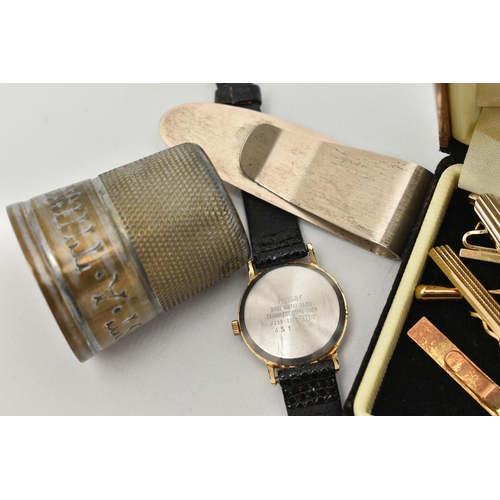 107 - A SILVER MONEY CLIP AND OTHER ITEMS, textured pattern to the money clip, hallmarked 'GPS' London, ap... 