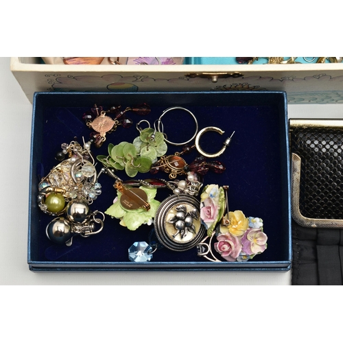 118 - A BOX OF ASSORTED JEWELLERY AND BOXES, to include a small assortment of white metal jewellery, inclu... 