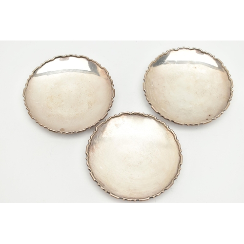 98 - A SELECTION OF THREE SILVER DISHES, each dish with geometric design border, approximate diameter of ... 