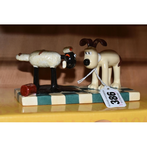 386 - A GROUP OF POCKET DRAGONS AND WALLACE & GROMIT FIGURES, comprising a boxed Coalport Characters Walla... 