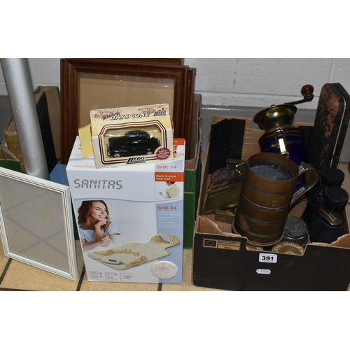 391 - TWO BOXES OF MISCELLANEOUS SUNDRIES, to include a WWII 1941 shell case fashioned into a tankard, a b... 
