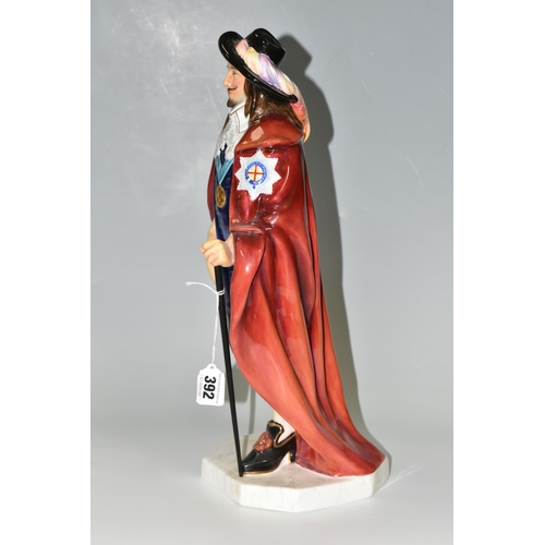392 - A LARGE ROYAL DOULTON LIMITED EDITION PRESTIGE FIGURE 'KING CHARLES I', HN3459 No. 222 of 350 of the... 