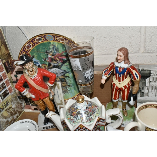 400 - A BOX OF 20TH CENTURY CHARLES I COMMEMORATIVE CERAMICS AND GLASS, TOGETHER WITH A VICTORIAN BRASS BO... 
