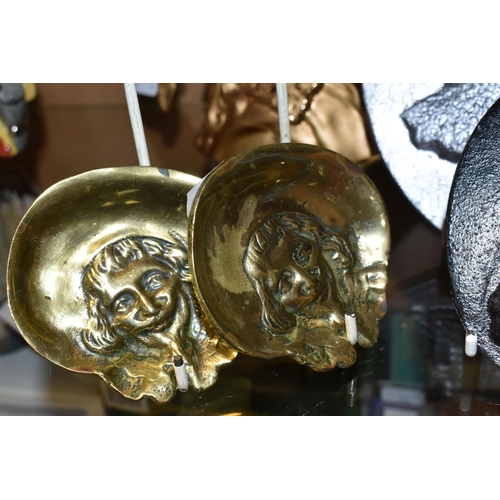 401 - SIX CAST METAL WALL PLAQUE PORTRAITS OF KING CHARLES I AND ANOTHER EXAMPLE IN RESIN, including a gil... 