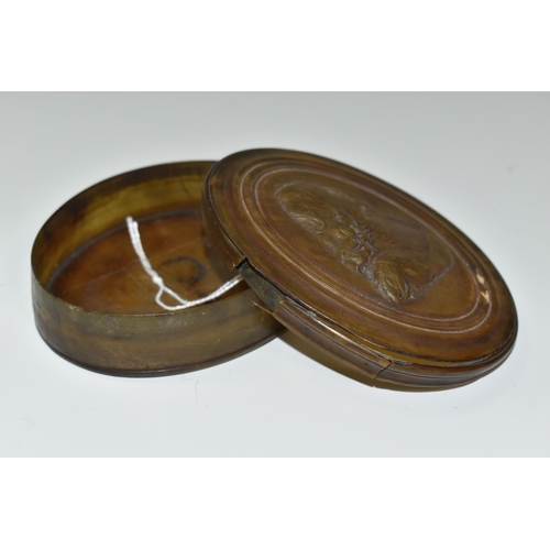404 - A 19TH CENTURY OVAL HORN SNUFF BOX, THE PULL OFF COVER WITH SIDE PROFILE PORTRAIT OF KING CHARLES I,... 