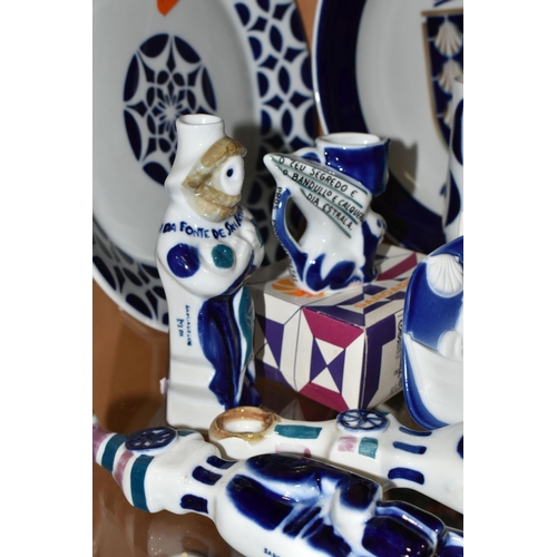 406 - A GROUP OF SARGADELOS POTTERY, comprising a wall mask, two cabinet plates, a beaker, three wall plaq... 