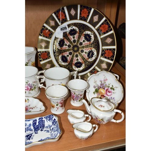 409 - A LARGE QUANTITY OF ROYAL CROWN DERBY GIFTWARE,  comprising an Imari pattern 1128 dinner plate, diam... 