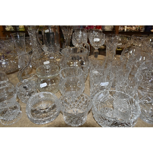 424 - A GROUP OF CUT CRYSTAL AND OTHER GLASS WARE, approximately fifty to sixty pieces to include four set... 