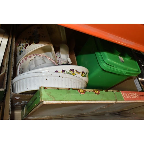 426 - FOUR BOXES AND LOOSE CERAMICS, GLASS, CLOTHING, ACCESSORIES AND SUNDRY ITEMS, to include Midwinter G... 