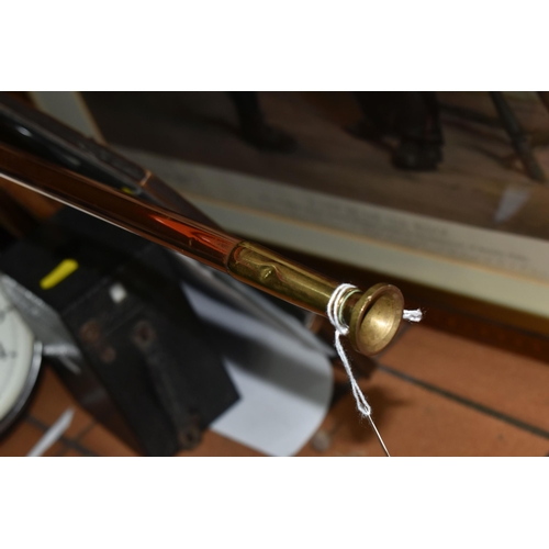 429 - A CASED SINGER SEWING MACHINE, HORN, MIRROR, PICTURES AND SUNDRY ITEMS, to include a cased Singer 99... 