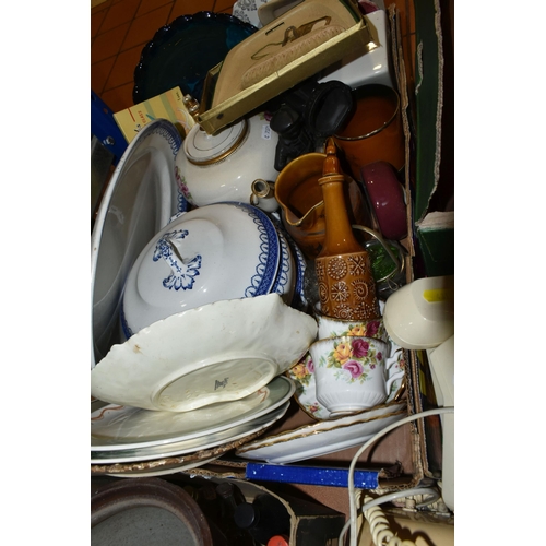 431 - FOUR BOXES AND LOOSE BOOKS, CERAMICS AND SUNDRY ITEMS, to include sixteen antiquarian and vintage bo... 