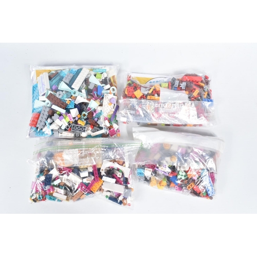 17 - A MIXED SELECTION OF ELEVEN LEGO SETS FROM VARIOUS COLLECTIONS, each individually sealed with some m... 