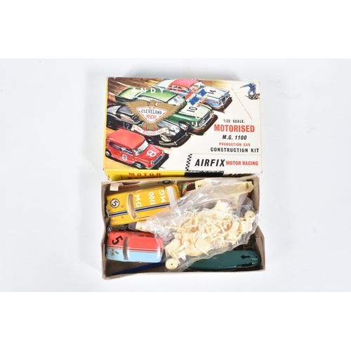 21 - A BOXED SCALEXTRIC SET No.CM33, with both cars Jaguar D type, No.C60 and Porsche No.C61, contents no... 