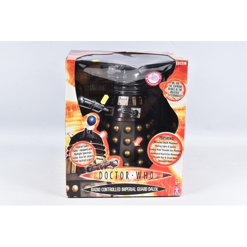 31 - THREE BOXED CHARACTER OPTIONS LTD DOCTOR WHO REMOTE CONTROLLED MODELS/ PLAYSET, the first an electro... 