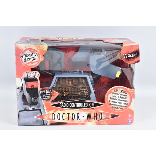 31 - THREE BOXED CHARACTER OPTIONS LTD DOCTOR WHO REMOTE CONTROLLED MODELS/ PLAYSET, the first an electro... 