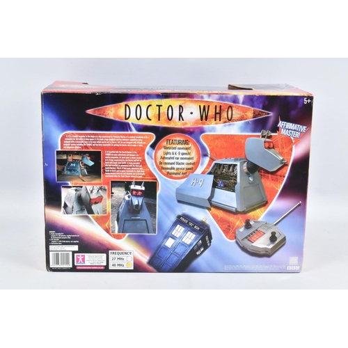 31 - THREE BOXED CHARACTER OPTIONS LTD DOCTOR WHO REMOTE CONTROLLED MODELS/ PLAYSET, the first an electro... 