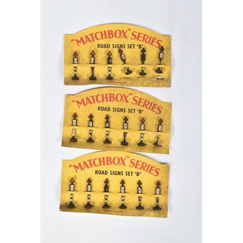 94 - A QUANTITY OF PIRATED MATCHBOX SERIES ROAD SIGNS SET A & SET B, 1950's pirated copies of the Matchbo... 