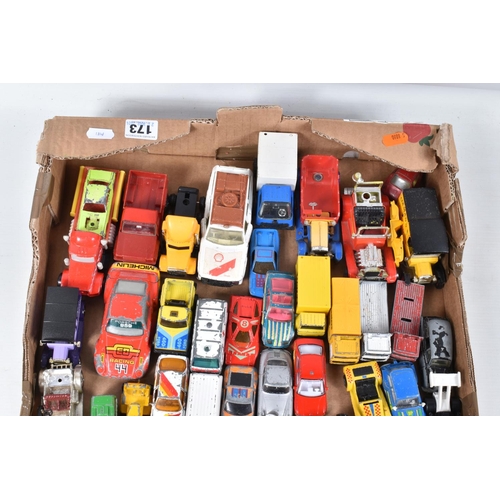 173 - A QUANTITY OF BOXED AND UNBOXED DIECAST VEHICLES, boxed items to include Matchbox Models of Yesterye... 