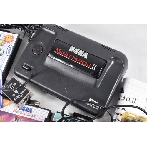 180 - SEGA MASTER SYSTEM II & GAMES, games include Sega Chess, Super Kick Off and World Class Leader Board... 