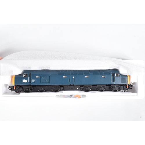 196 - A BOXED OO GAUGE BACHMANN BRANCHLINE MODEL RAILWAYS LOCOMOTIVE Class 40 Diesel, no. 40 075 in BR Blu... 