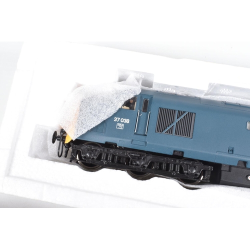 200 - A BOXED OO GAUGE BACHMANN BRANCHLINE MODEL RAILWAY LOCOMOTIVE Class 37 Diesel, no. 37038 in BR Blue ... 