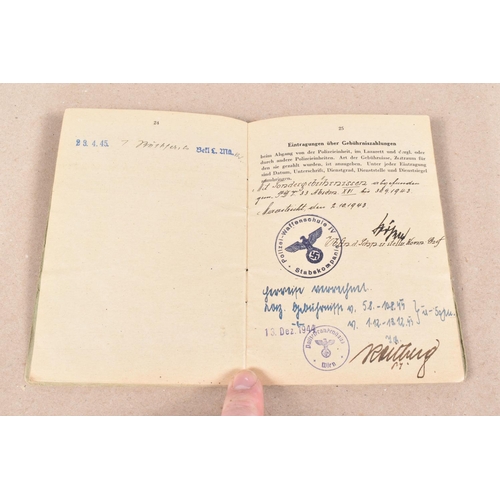 422 - WWII SOLDBUCH FOR A MEMBER OF SS POLIZEI REGIMENT 17 ,JOHANN FRA, DOB 15/12/1915, place Riedling Nor... 