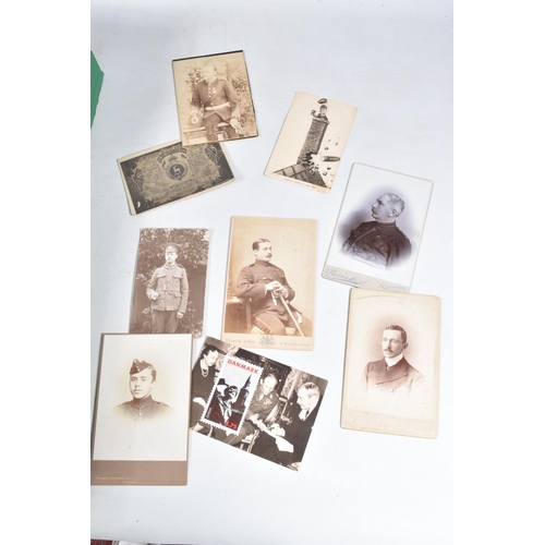 424 - PHOTOGRAPHS, A BOX OF LATE 19TH CENTURY AND WW1 CARTE DE VISITE AND CABINET PHOTOGRAPHS, LATER PHOTO... 