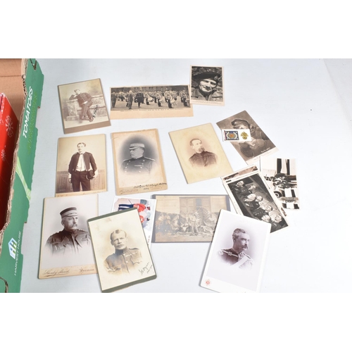 424 - PHOTOGRAPHS, A BOX OF LATE 19TH CENTURY AND WW1 CARTE DE VISITE AND CABINET PHOTOGRAPHS, LATER PHOTO... 