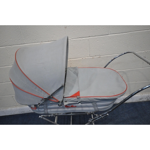 1241 - A SILVERCROSS PRAM, with grey and red basket, on tubular metal frame (condition report: some wear an... 