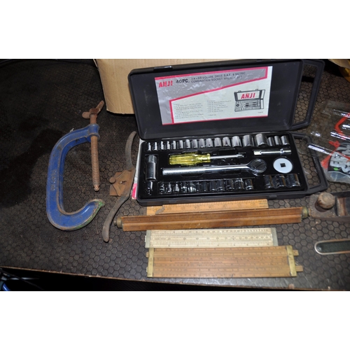 1093 - A BASKET AND THREE BOXES CONTAINING TOOLS including a Stanley No110 block plane, a Record No 051 spo... 