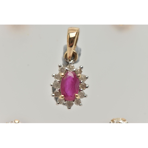 24 - A SMALL ASSORTMENT OF JEWELLERY, to include a small ruby and diamond cluster pendant, set in yellow ... 