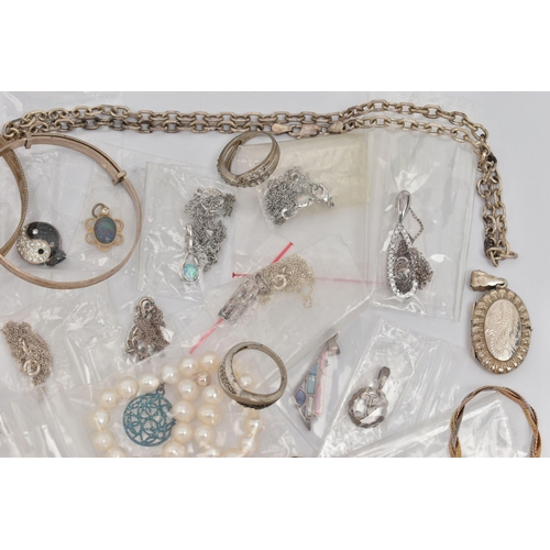 47 - ASSORTED WHITE METAL JEWELLERY, to include a silver hinged bangle, hallmarked Birmingham, a silver w... 