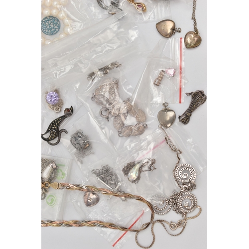 47 - ASSORTED WHITE METAL JEWELLERY, to include a silver hinged bangle, hallmarked Birmingham, a silver w... 